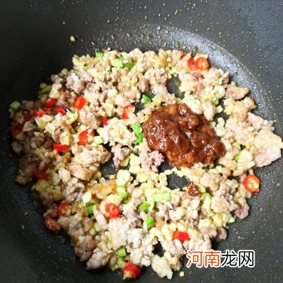 家常鱼香茄子你这么做 鱼香茄子最简单的家常做法