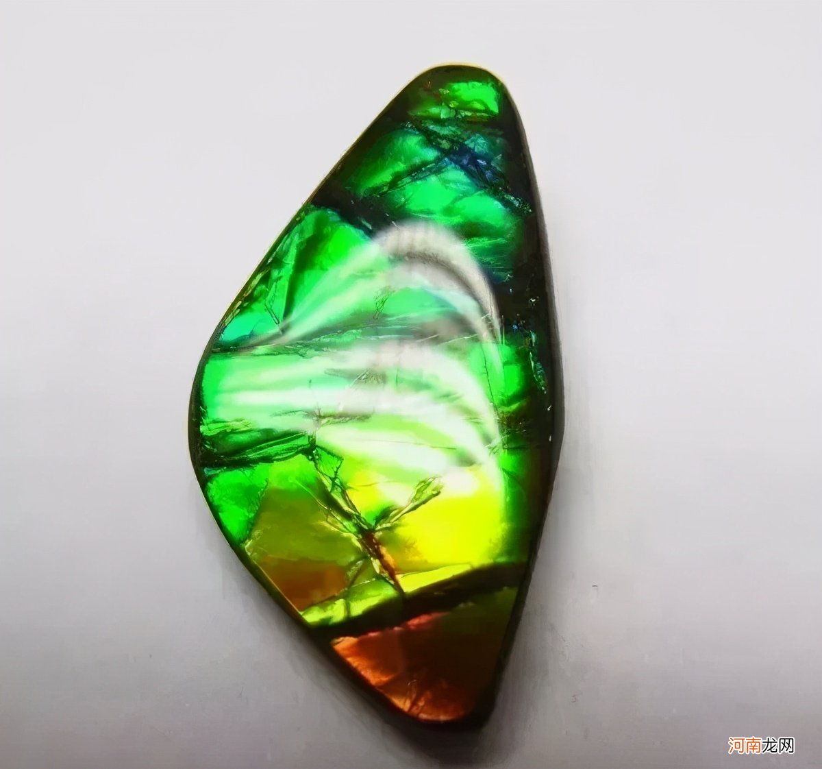 年轻又古老的斑彩石 斑彩宝石没有价值