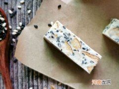 芝麻花生牛轧糖 怎么做牛扎糖