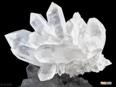 怎么区分自然形成的水晶和人工水晶 各种水晶图片