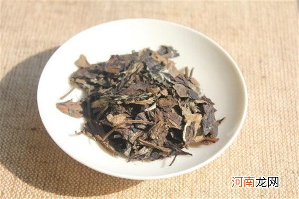 掌握这些在家也能存好老白茶 白茶恒温储存很重要