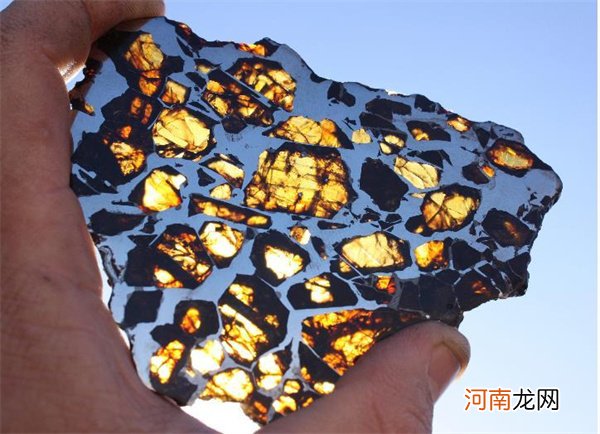 答案有点惊人 人类如何面对陨石冲击