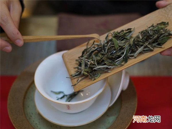 到手的新白茶可以直接饮用 白茶没存满3年当真是不能喝吗？