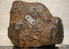 罕见的石铁陨石 石铁陨石介绍