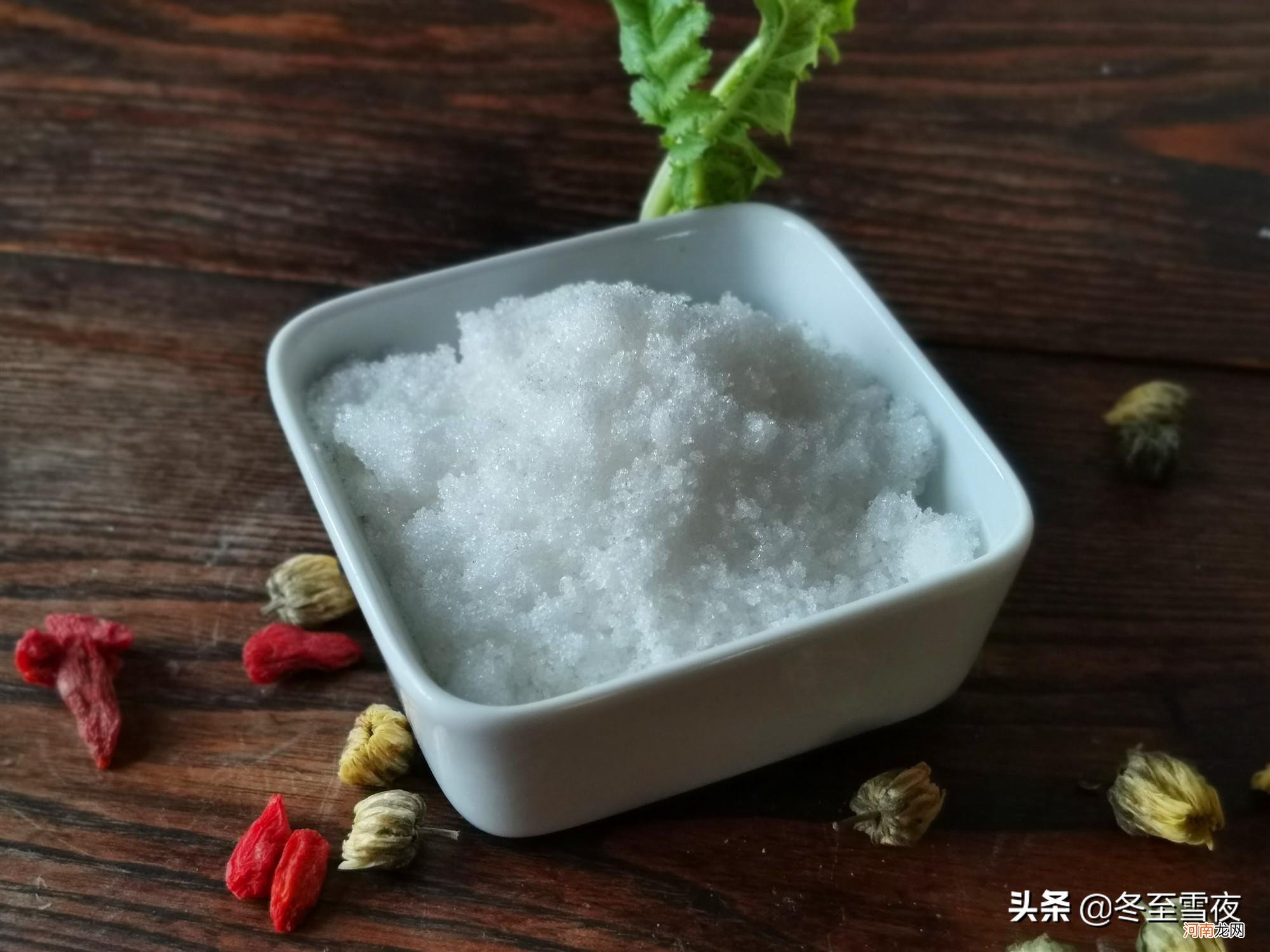 如何炒红烧菜的糖色 红烧菜要炒糖色吗？