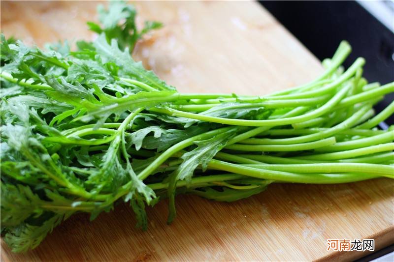 你知道蓬蒿菜是藜蒿菜吗？