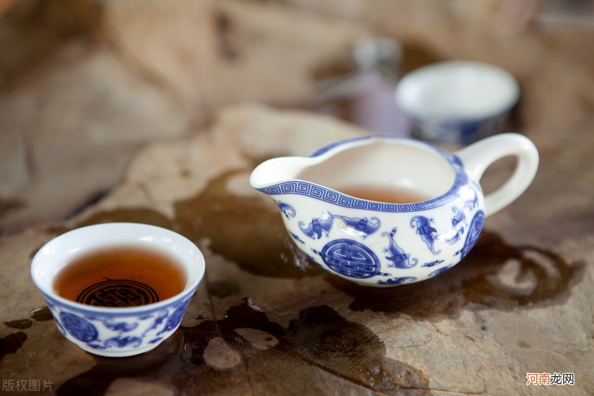 黑茶的介绍和功效 黑茶的功效与作用