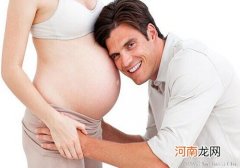 “拍肚子”胎教险些早产