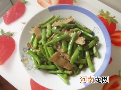 少盐少味精　宝宝饮食宜清淡