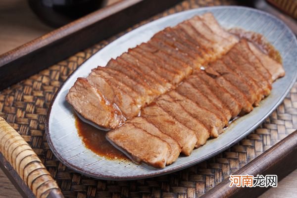 酱油腌鸡蛋的汁煮猪肉这样做 煮肉的方法与步骤