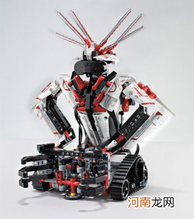 桌面宠物 坦克机器人：Tankbot