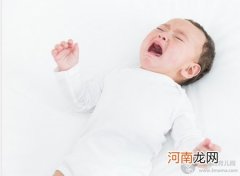 宝宝睡觉不喜欢盖被子是什么原因