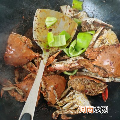 这道香辣螃蟹一周吃六次都嫌少 螃蟹的做法