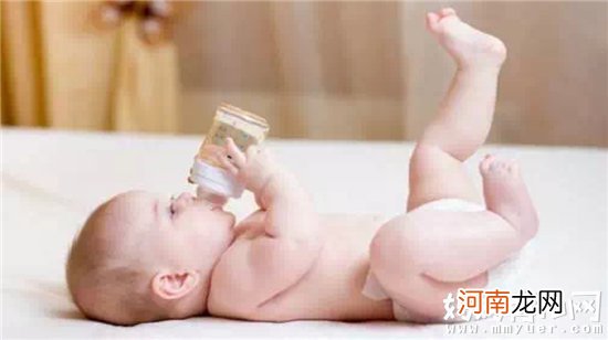 宝宝不爱喝水怎么办 养成良好的饮水习惯是关键