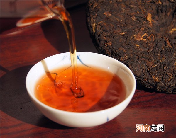 黑茶的介绍和功效 黑茶养胃保健