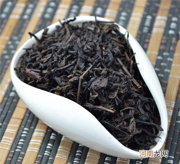 黑茶的发酵过程 黑茶以发酵的方式凝固了时间