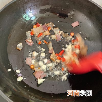 春笋炒肉片的家常做法，不油腻超好吃哦