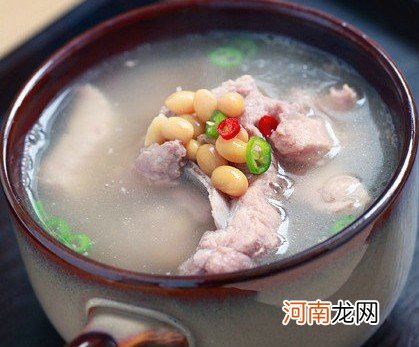 “排骨汤”补钙不可取