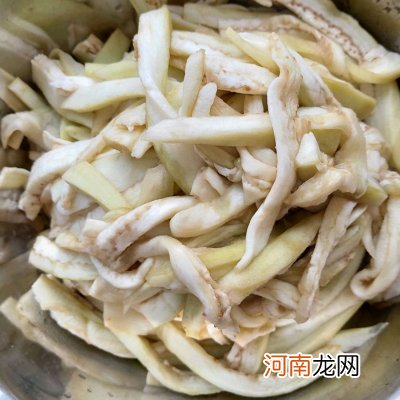 嘴馋就吃开胃下饭菜炒茄条 家常茄子怎么炒好吃又简单