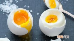 鸡蛋怎么煮蛋黄不会变黑