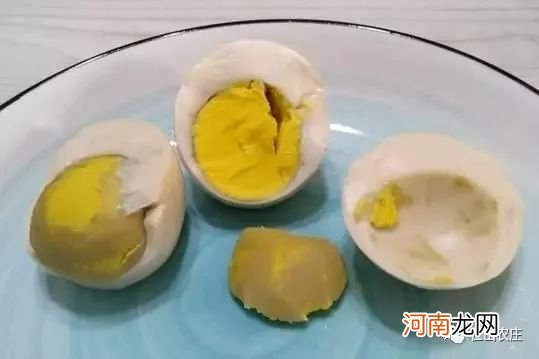 鸡蛋怎么煮蛋黄不会变黑