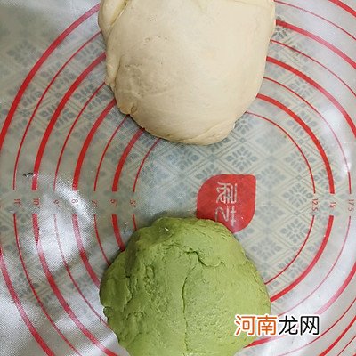 好吃到舔盘的斑斓红豆面包 红豆面包的烤箱做法