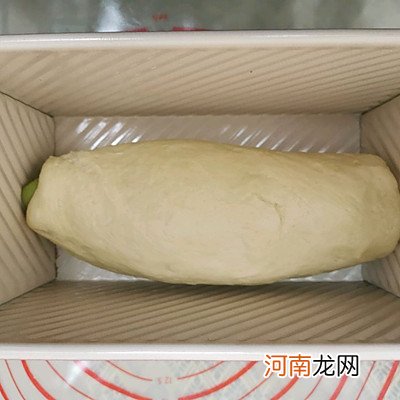 好吃到舔盘的斑斓红豆面包 红豆面包的烤箱做法