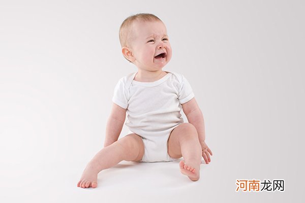 2岁宝宝爱哭闹脾气暴躁 多半是这几个原因导致的