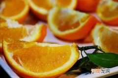 橙子肚脐眼大的更好吃吗 橙子肚脐眼大的好吃还是小的