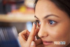 哺乳期可以戴美瞳吗 隐形眼镜可以戴至于美瞳吧了解下