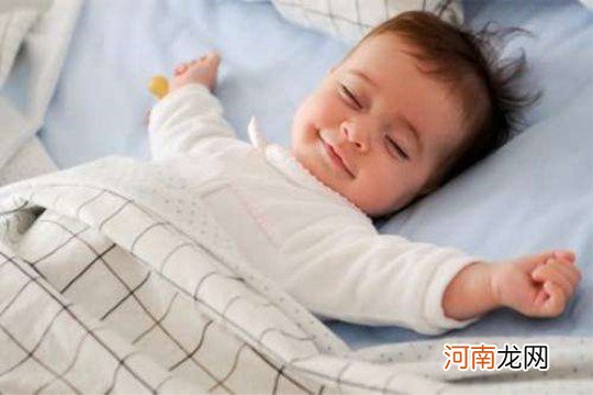 从小养成良好的睡眠规律 对今后的学习生活都非常有益