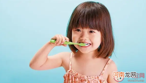 吃完饭|很多人习惯饭后刷牙那吃完饭多久刷牙更合适 蚂蚁庄园5月31日答案介绍