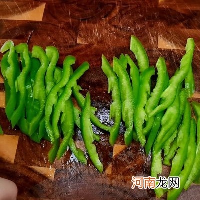 茄子素面健康营养 面茄子的家常做法