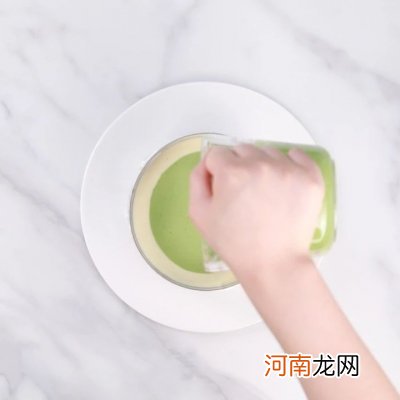 抹茶渐变慕斯 绿茶慕斯蛋糕做法