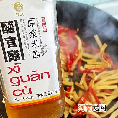 蒜苗炒豆腐皮 炒豆腐皮的做法大全家常做法