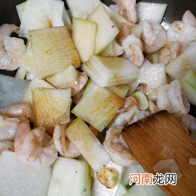 最详细的虾仁炒冬瓜的做法 冬瓜炒虾仁怎么做好吃