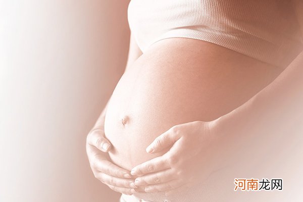 床上蹲着生孩子更容易生吗 宝妈们都要知道