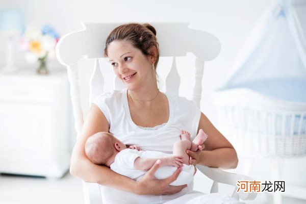 不同阶段母乳的成分 母乳竟会随着宝宝一起改变