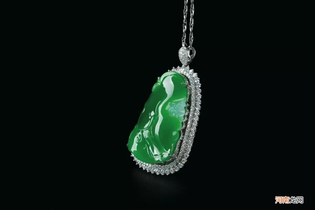 行家详解翡翠雕刻的工费 翡翠加工费价目表