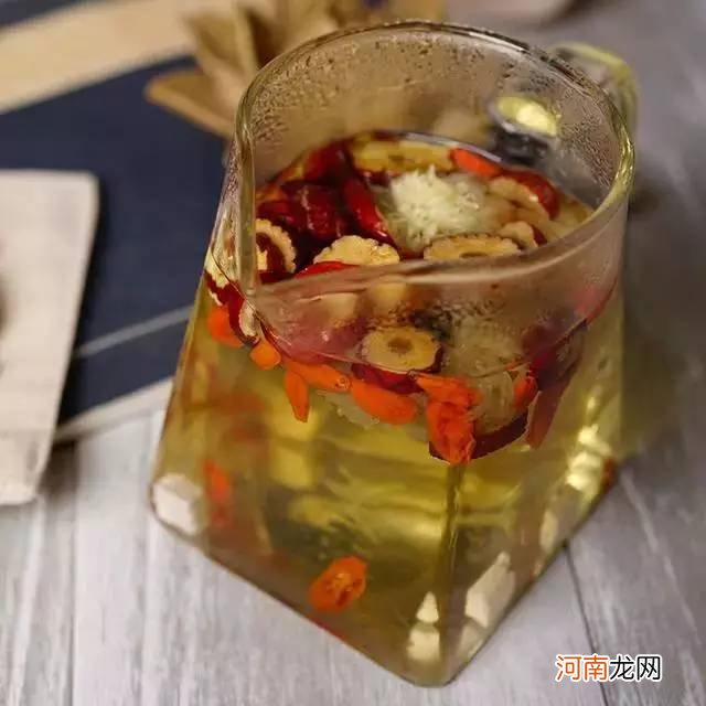 黄精泡水喝的功效