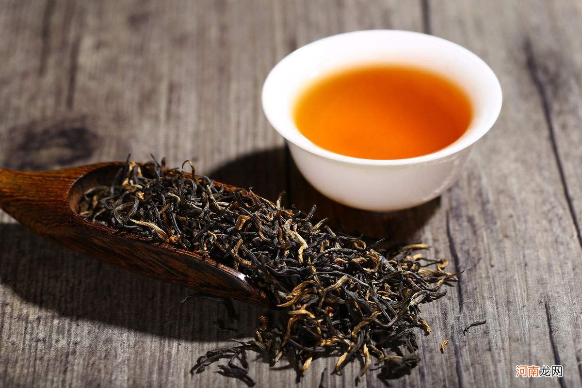 红茶与绿茶的四大区别 绿茶与红茶功效区别