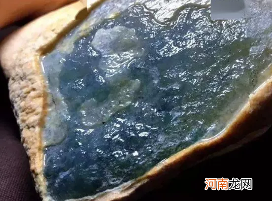 缅甸出顶级翡翠的八大场口 翡翠原石哪个敞口的好