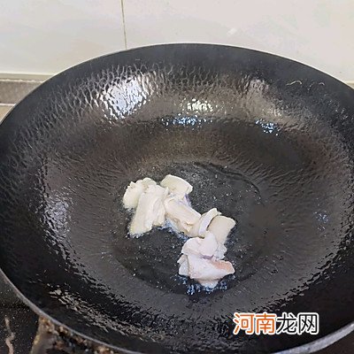 秋天少不了这道肉丝炒萝卜 白萝卜炒肉的家常做法