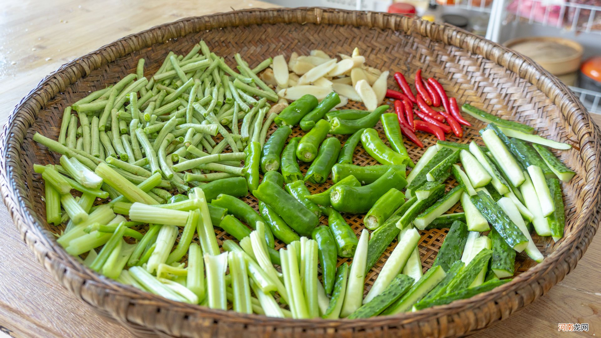 最简单好吃的泡菜做法 白萝卜泡菜的家常做法窍门