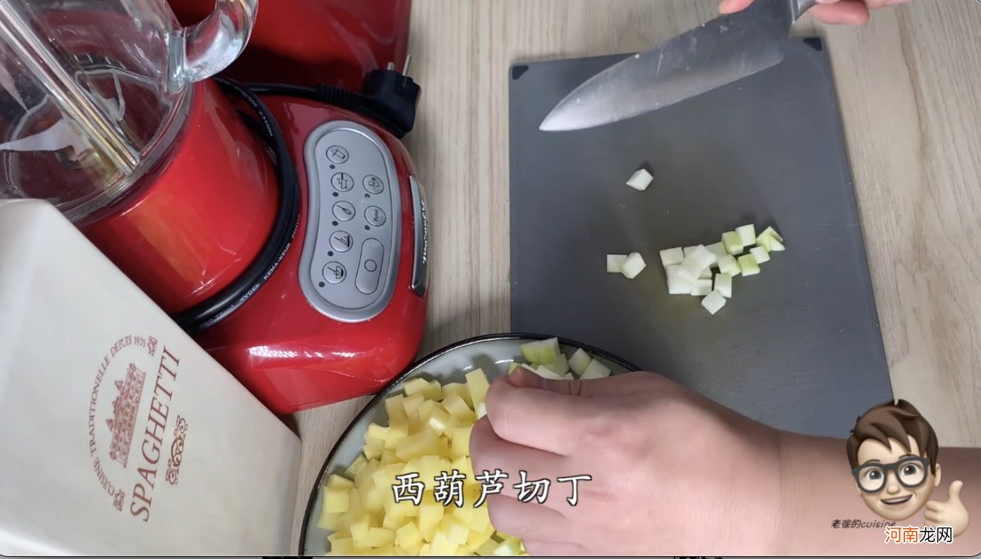 教你在家做韩式炸酱面 韩国炸酱面的做法