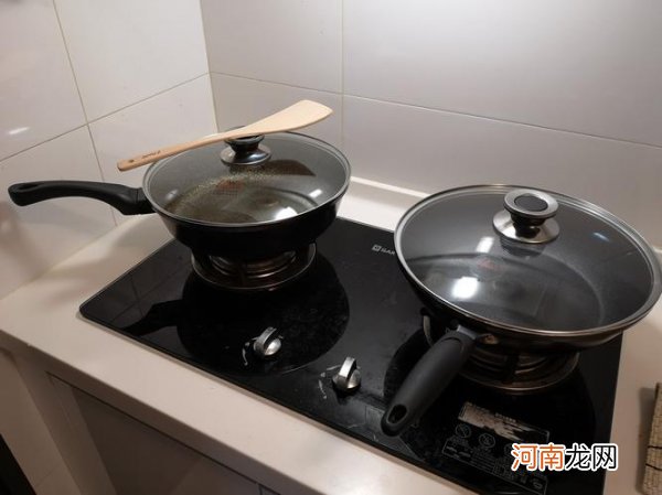 瓷锅可以在燃气灶上用吗 电炖锅里的陶瓷能在燃气灶上用吗