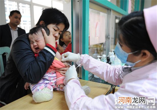 4月龄婴儿打完疫苗当晚死亡 疫苗接种禁忌家长要知道