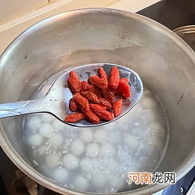 酒酿圆子的做法，吃货来收藏哦