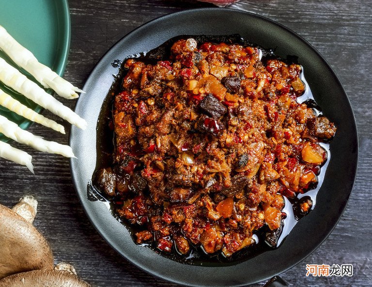 万能香菇土豆肉酱 土豆酱的家常做法