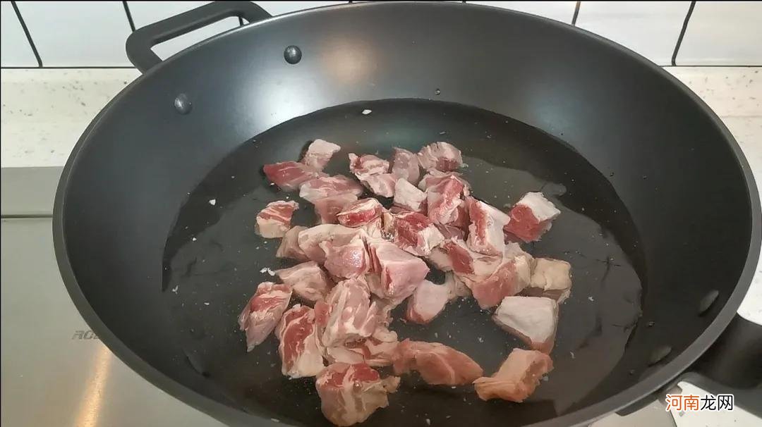 土豆炖牛肉的正确做法 土豆炖牛肉的做法